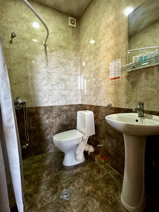 Lucas Hotel Tiflis Habitación foto