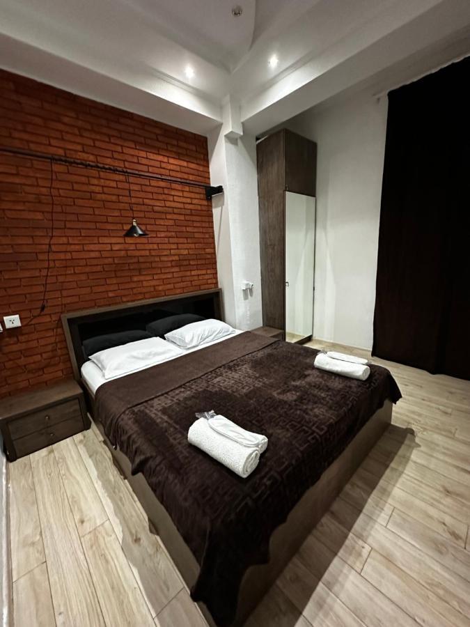 Lucas Hotel Tiflis Exterior foto
